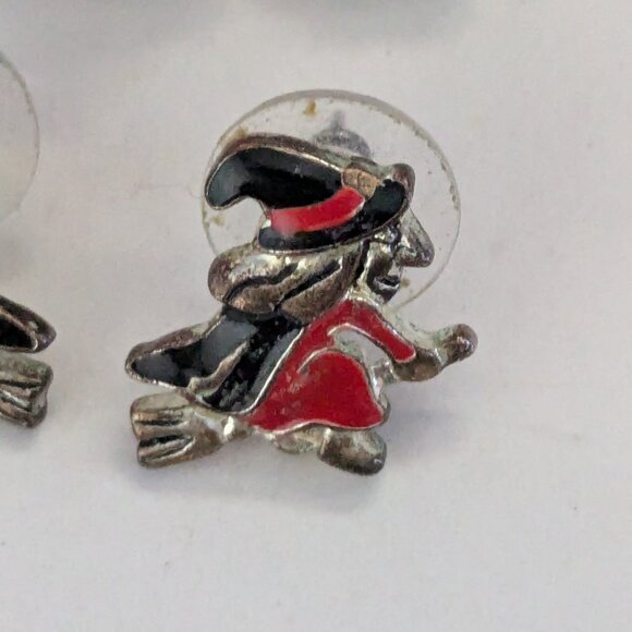 Vintage Enamel Silver Tone Witch on Broom Pendant Brooch Pin & Earring Set - Picture 3 of 6